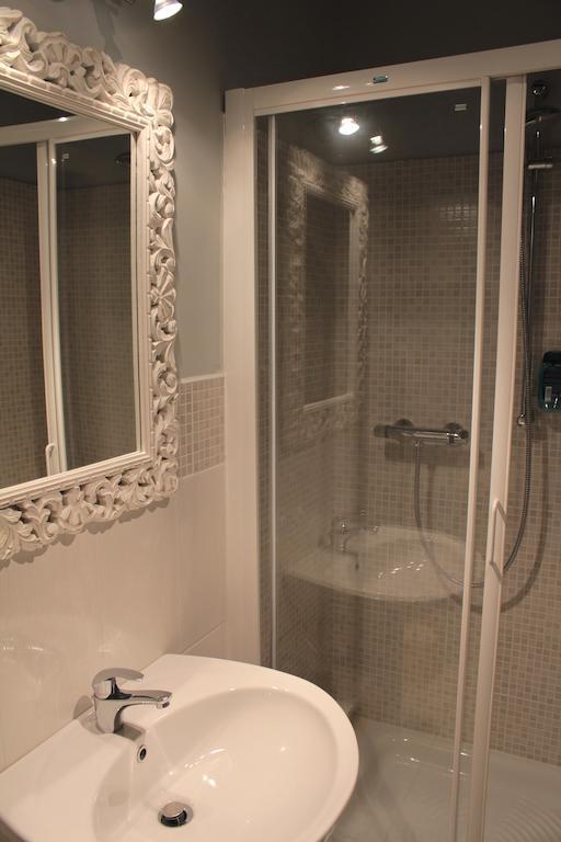 B&B Via Dell'Astrologo Cosenza Room photo